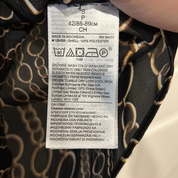 Banana Republic Sleeveless Top NWT - Picture 8 of 8